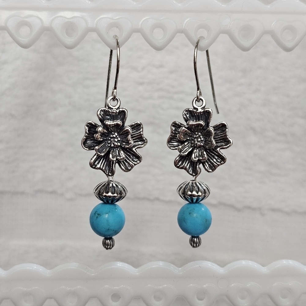 Southwestern Flower Dangle Earrings Oxidized 925 Silver and Howlite Beads - Picture 11 of 14